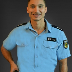 stripper-brandenburg-polizei